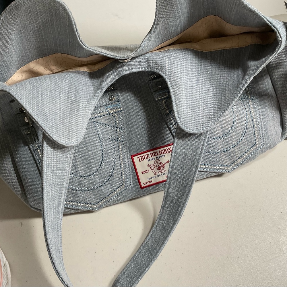 True Religion faded denim jeans purse with front patch logo.  NWT. - Picture 5 of 10